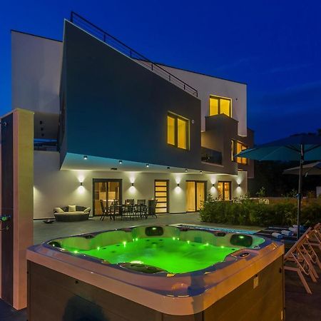 Luxury Apartment Noa Njivice Kültér fotó