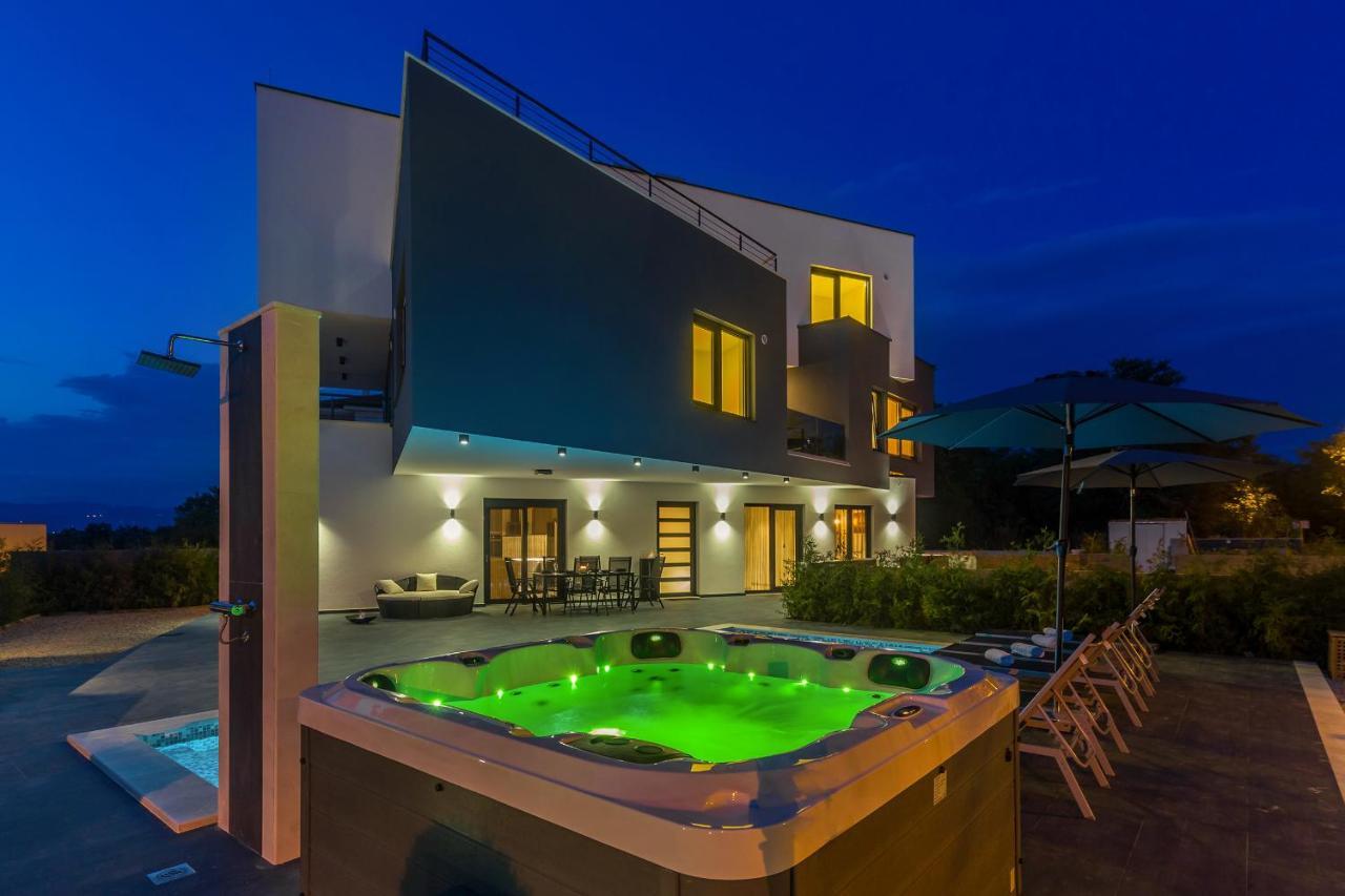 Luxury Apartment Noa Njivice Kültér fotó